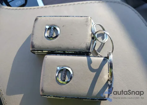 2016 Volvo Xc90 T6 Inscription z USA, uszkodzony, nr VIN YV4A22PLXG1013155